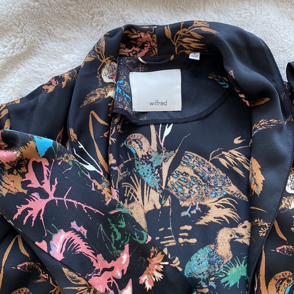 Excellent Condition Wilfred Silk Robe - Picture 3 of 3